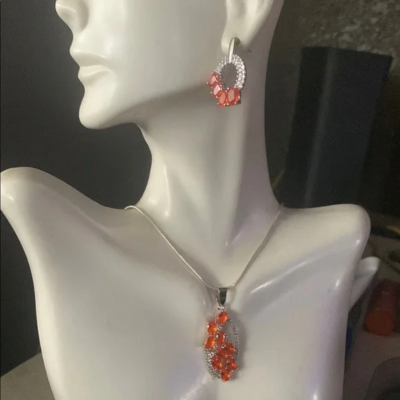 Elegant Silver and Orange Spessartine quartz Jewelry Set with no chain - Picture 5 of 13